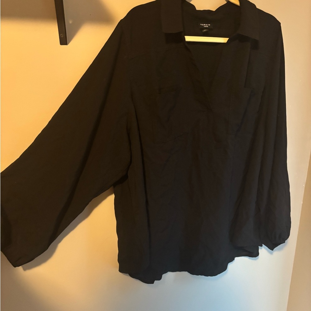 3X Torrid Black Blouse